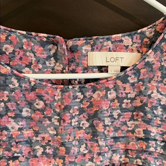 LOFT Floral Blouse - Picture 4 of 5